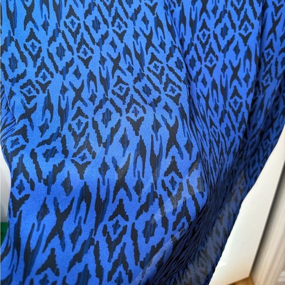 Torrid - Blouse Women's Blue and Black Short Sleeve in Size 4XL - Picture 4 of 8